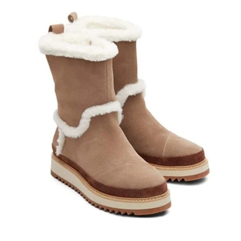 NWT TOMS Makenna Taupe Suede Faux Shearling Platform Boots traction + h20 resist
